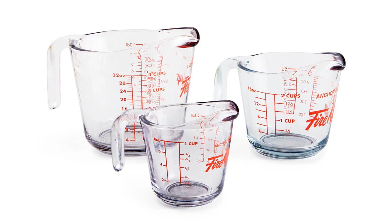 Measuring cups ounces and cups